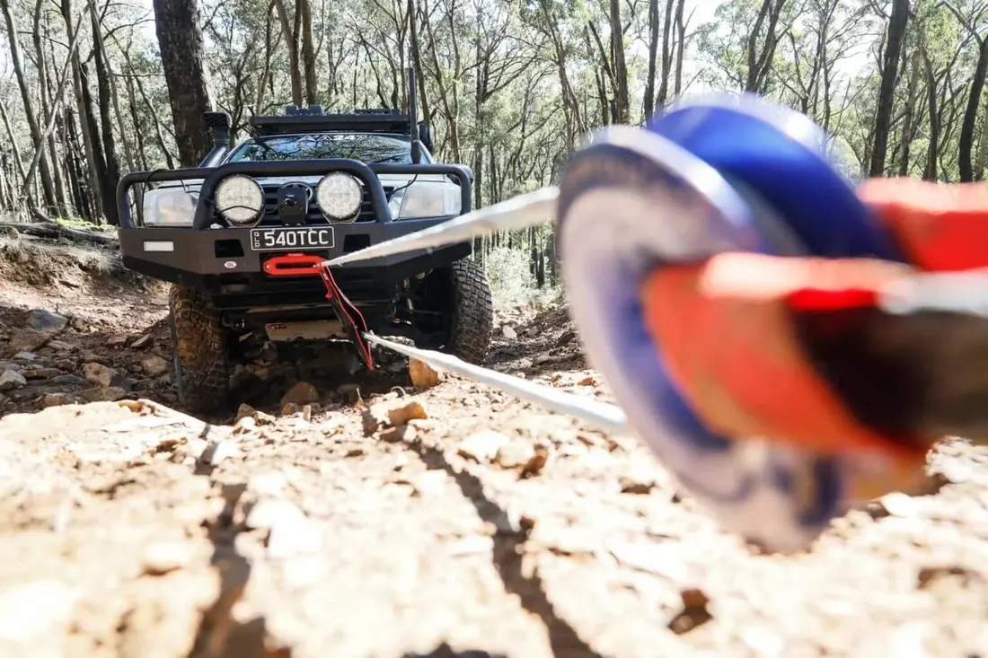 Saber Offroad logo